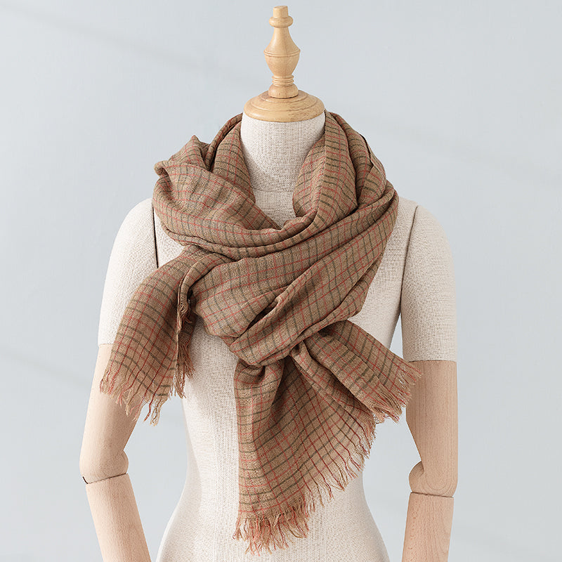 Plaid scarf is a classic and versatile spring and autumn thin shawl that can be used for winter fashion to show your temperament.