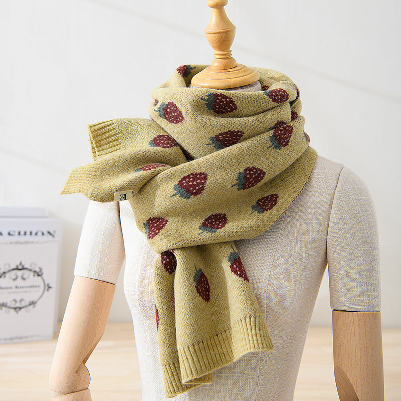 Versatile strawberry knitted wool thermal scarf