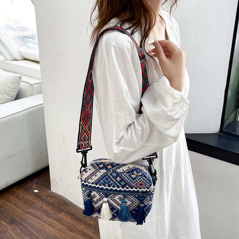 Retro hot style travel versatile and practical travel ethnic style