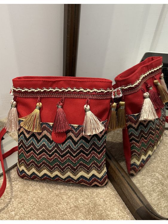 Ethnic holiday wave embroidered tassel crossbody bag