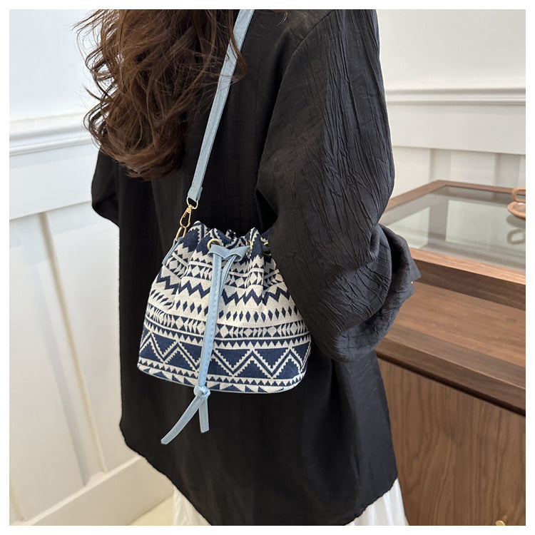 Travel bag new style small shoulder bag ethnic style