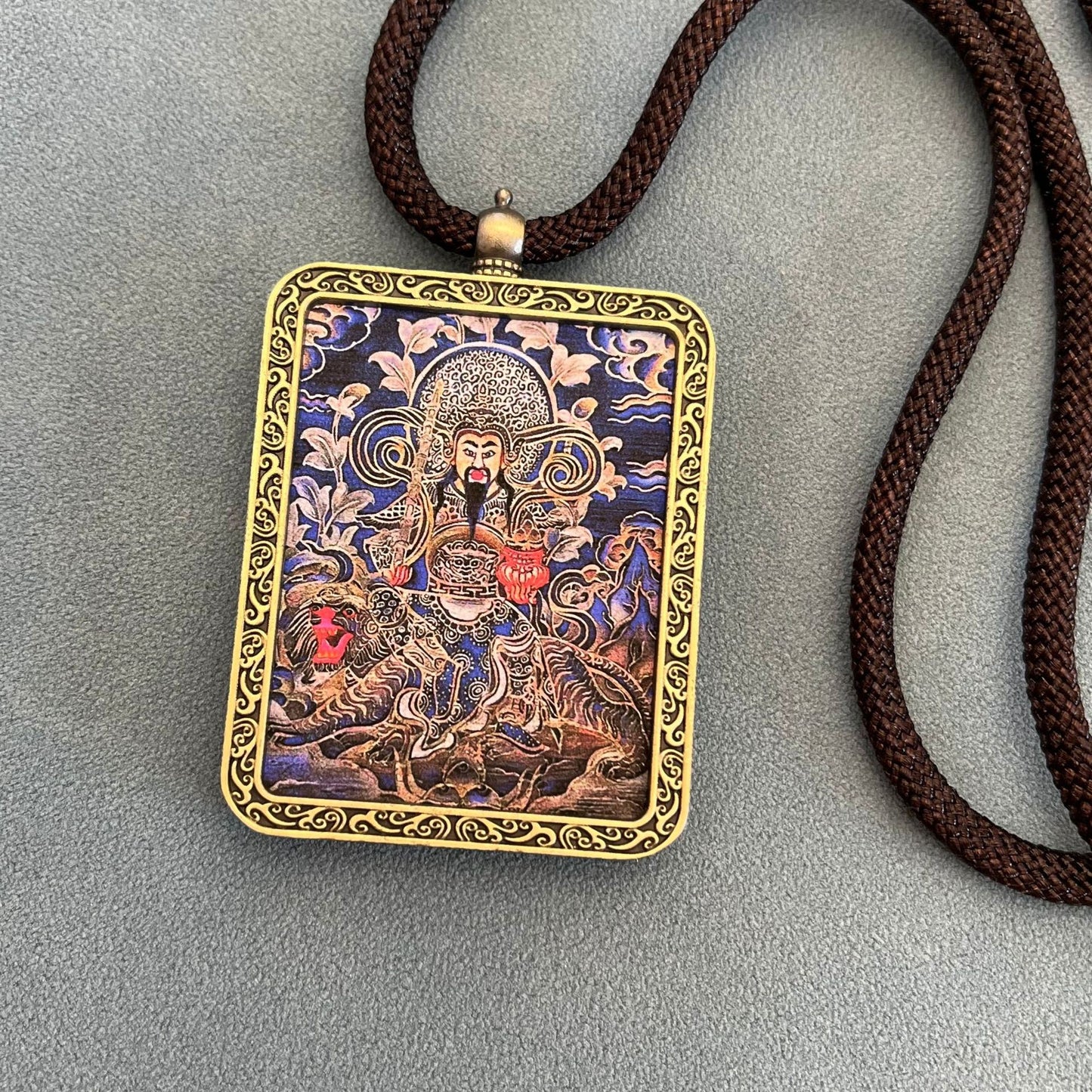 Five-way God of Wealth Thangka Pendant Amulet Necklace Yellow God of Wealth Black God of Wealth Gawu Box Life Year Guardian Buddha Amulet